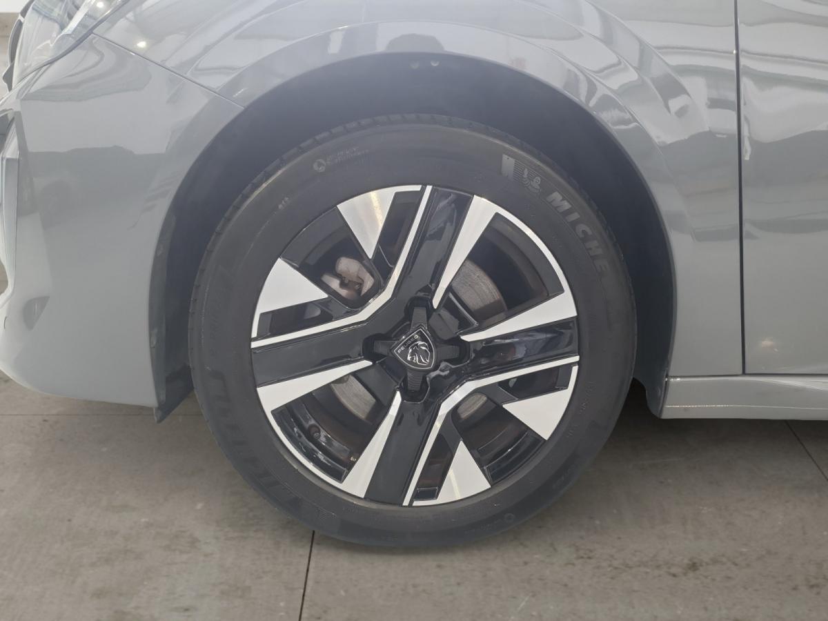 peugeot-208-2025-gasolina-1199cc