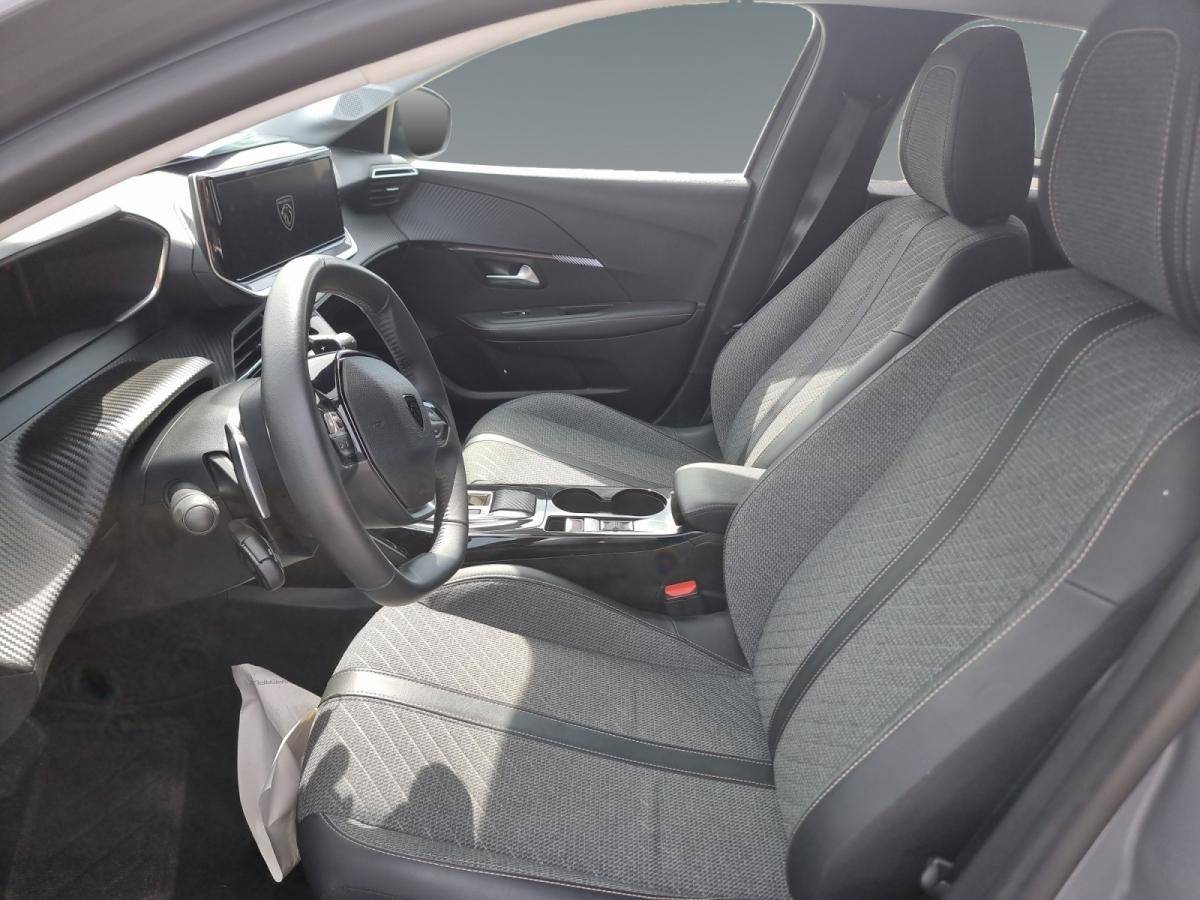 peugeot-208-2025-gasolina-1199cc