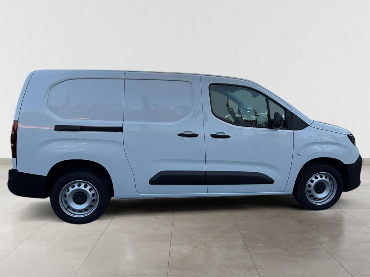 peugeot-partner-2025-diesel-1499cc