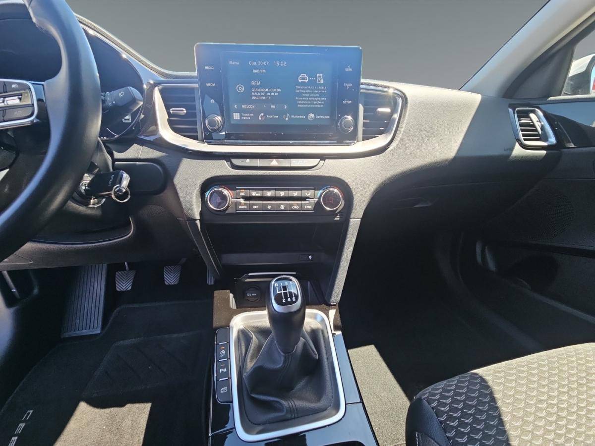 kia-ceed-sw-2024-gasolina-998cc