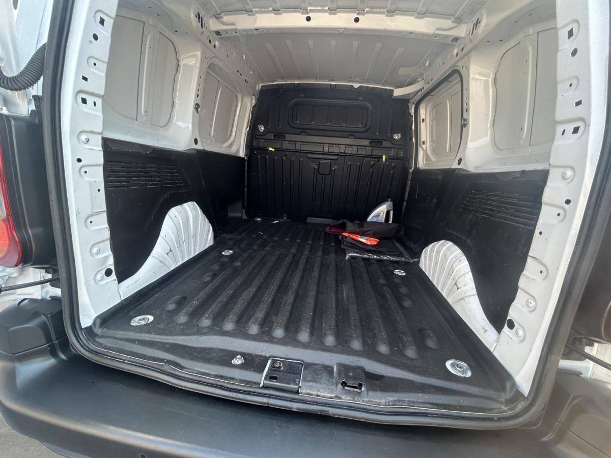 fiat-doblo-2023-diesel-1499cc