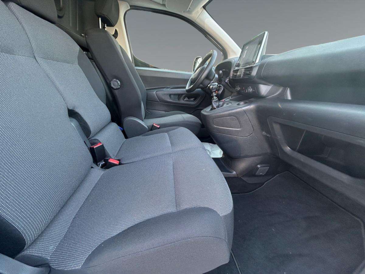 fiat-doblo-2023-diesel-1499cc