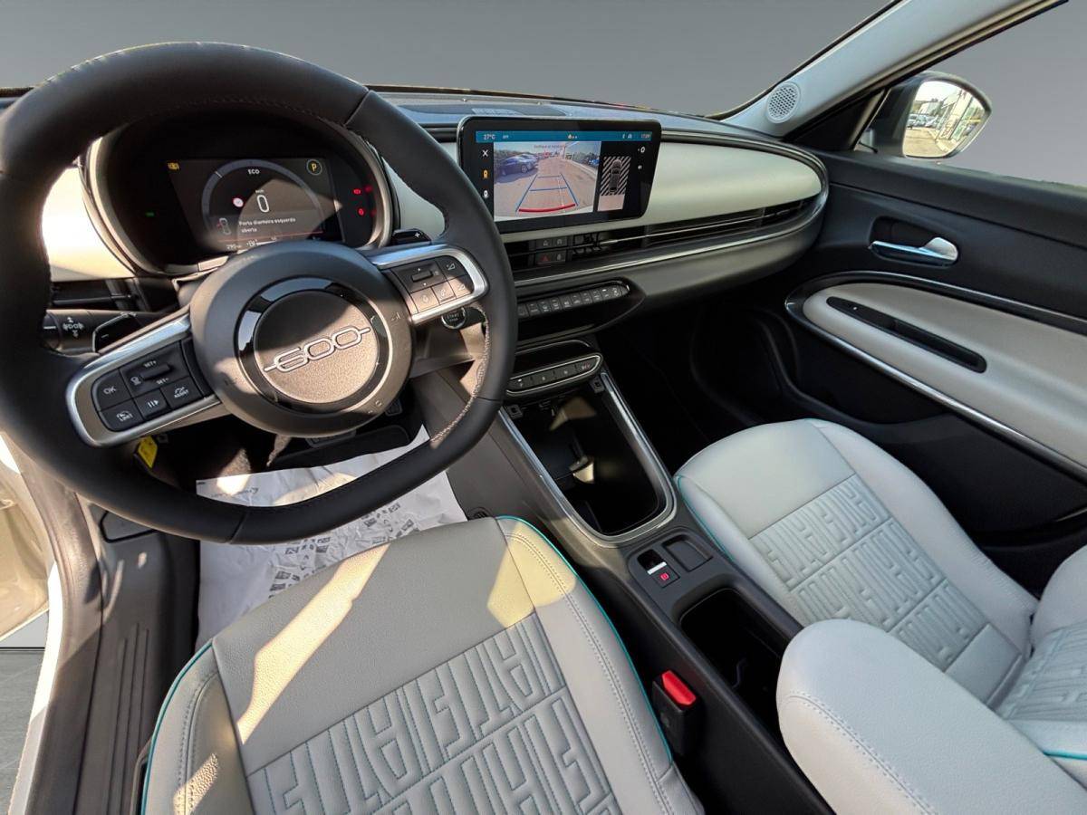 fiat-600-2025-gasolina-1199cc