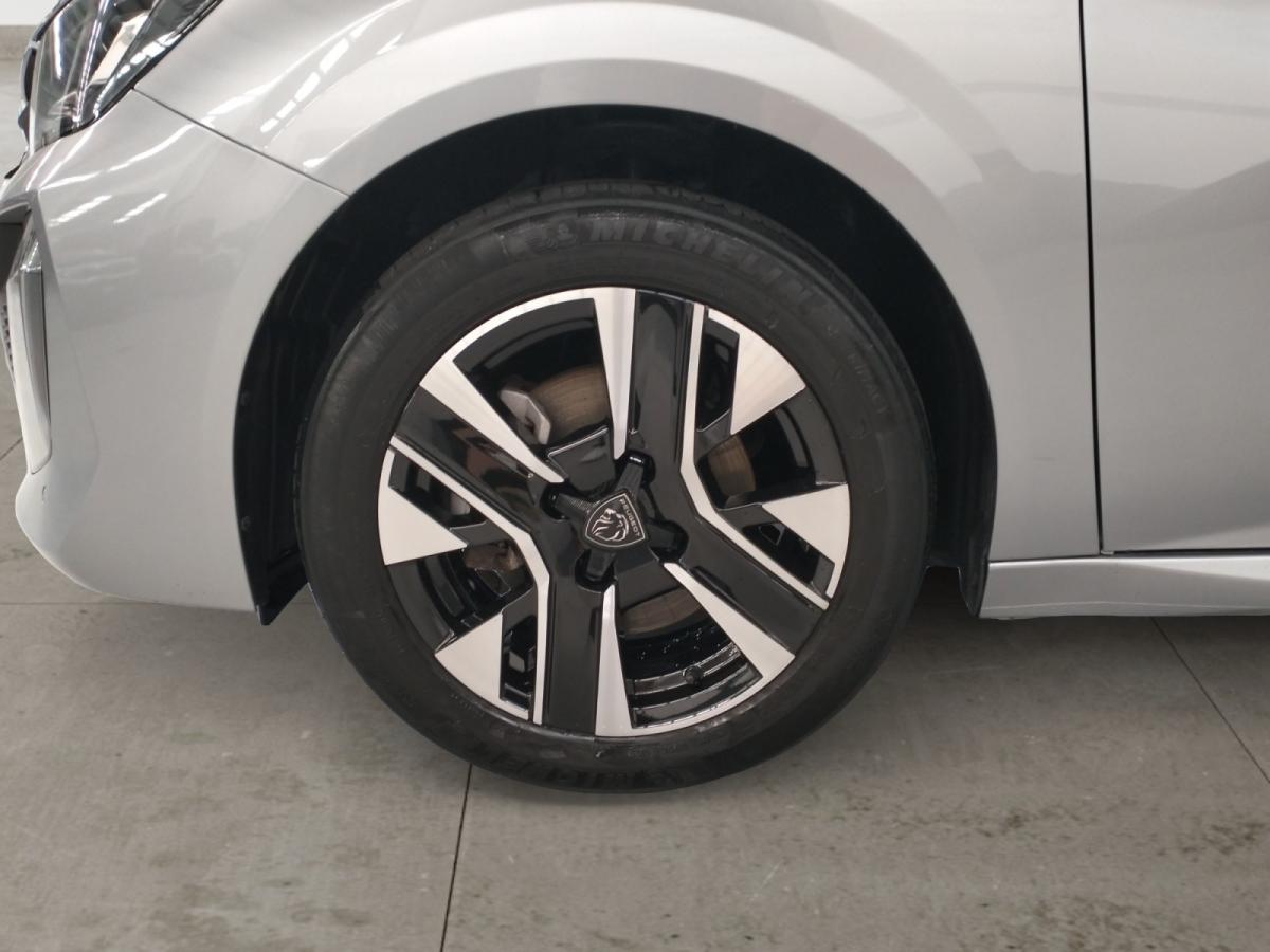peugeot-208-2025-gasolina-1199cc