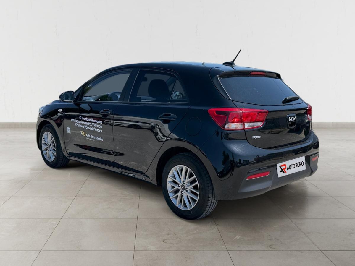 kia-rio-2023-gasolina-1197cc