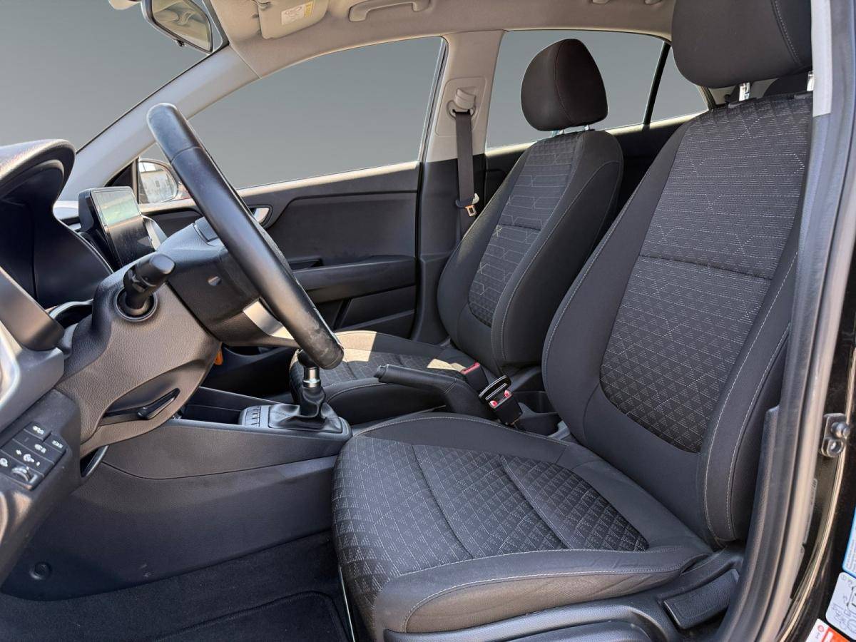 kia-rio-2023-gasolina-1197cc