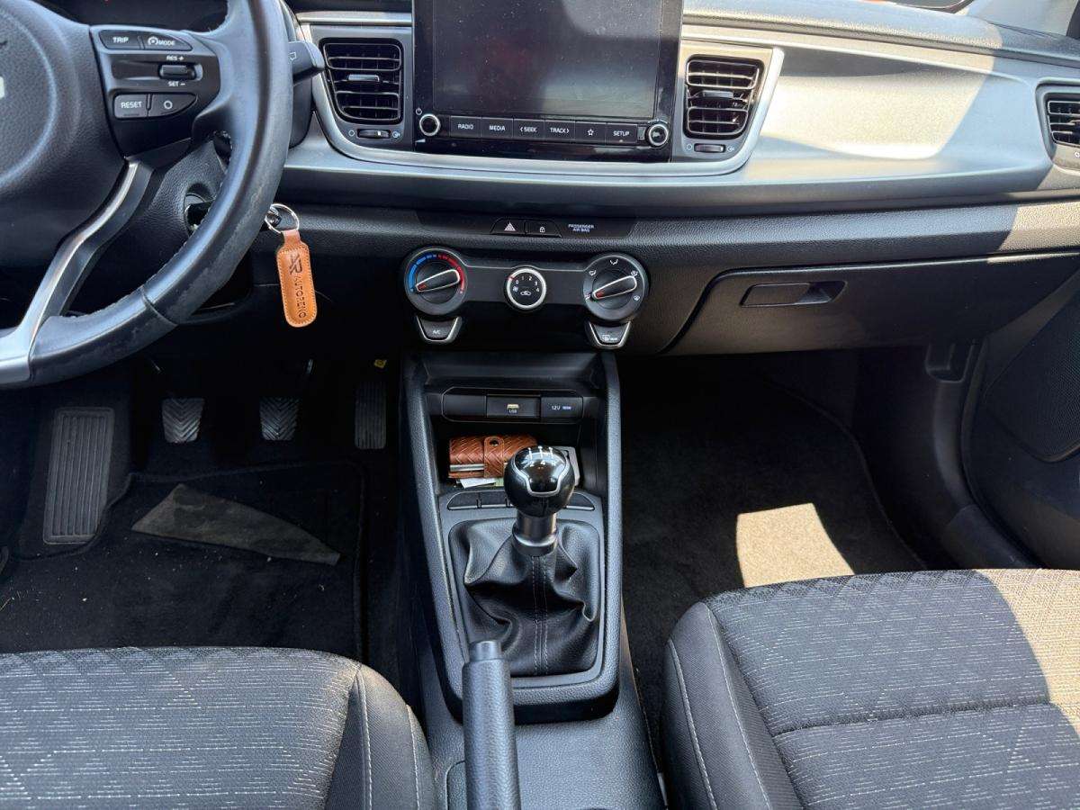 kia-rio-2023-gasolina-1197cc