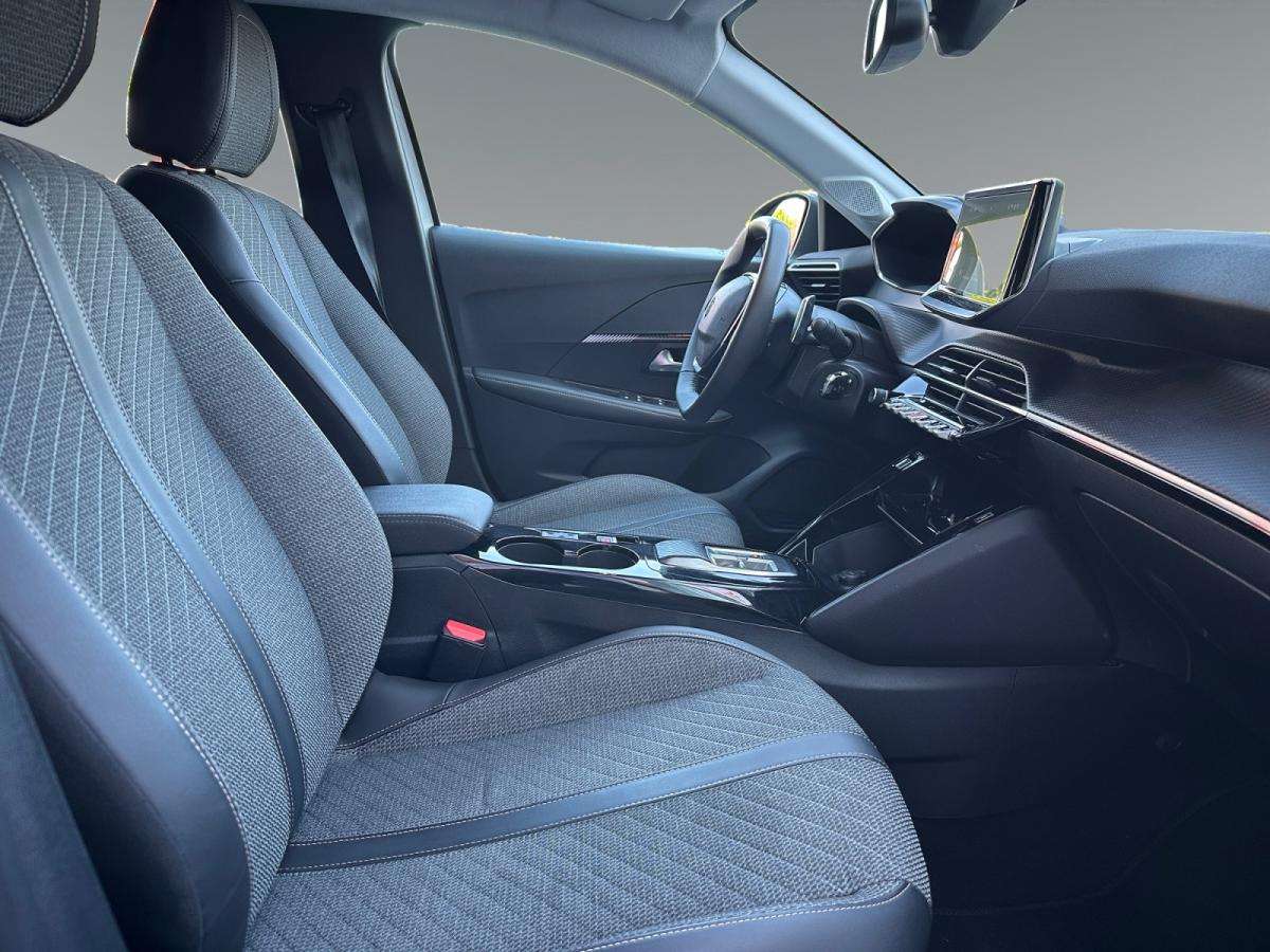 peugeot-208-2025-gasolina-1199cc