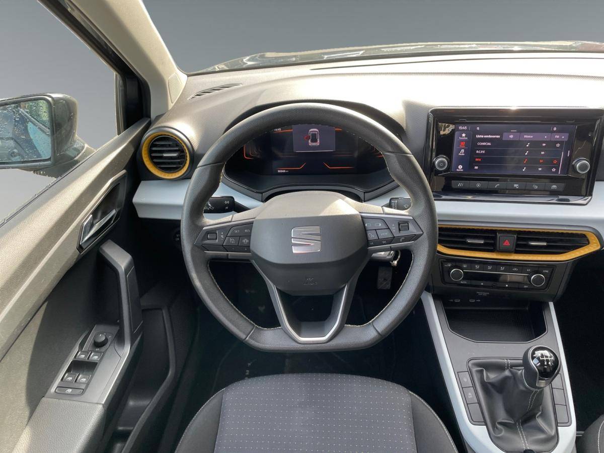 seat-arona-2023-gasolina-999cc