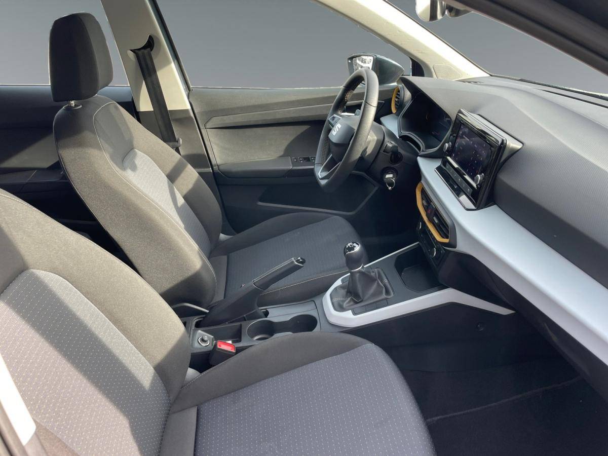 seat-arona-2023-gasolina-999cc