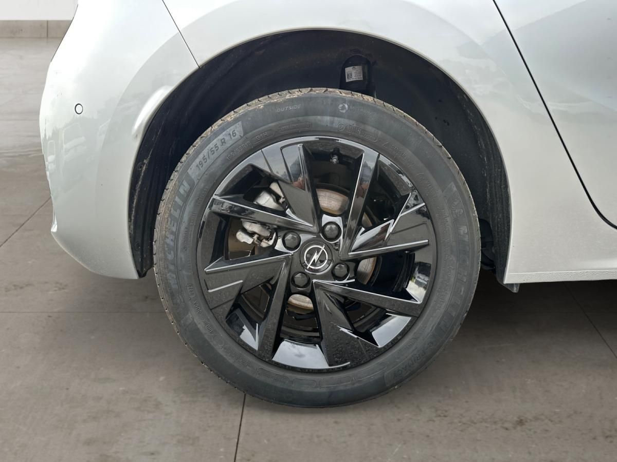 opel-corsa-2025-gasolina-1199cc