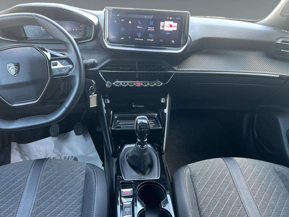peugeot-2008-2024-gasolina-1199cc