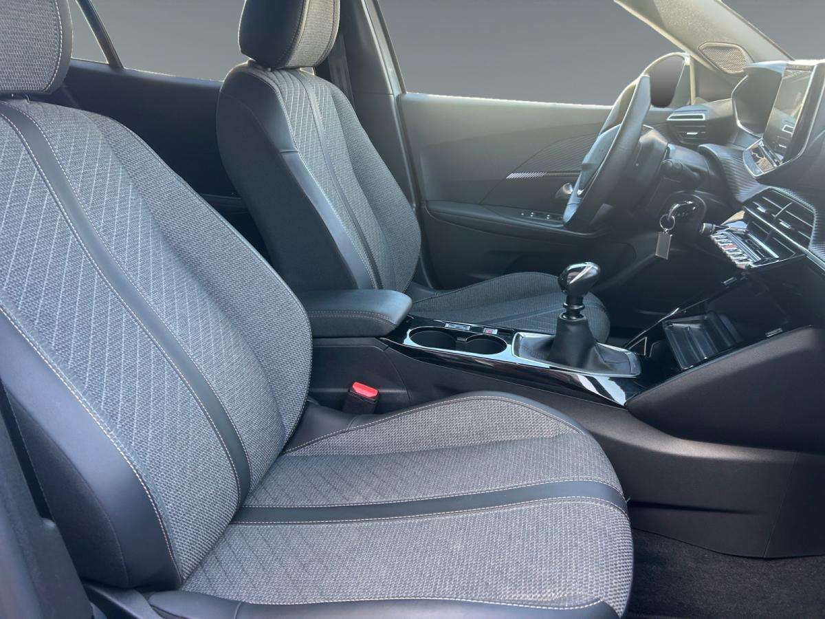 peugeot-2008-2024-gasolina-1199cc