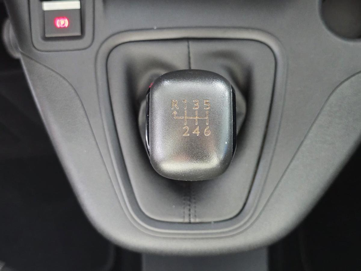 fiat-doblo-2023-diesel-1499cc