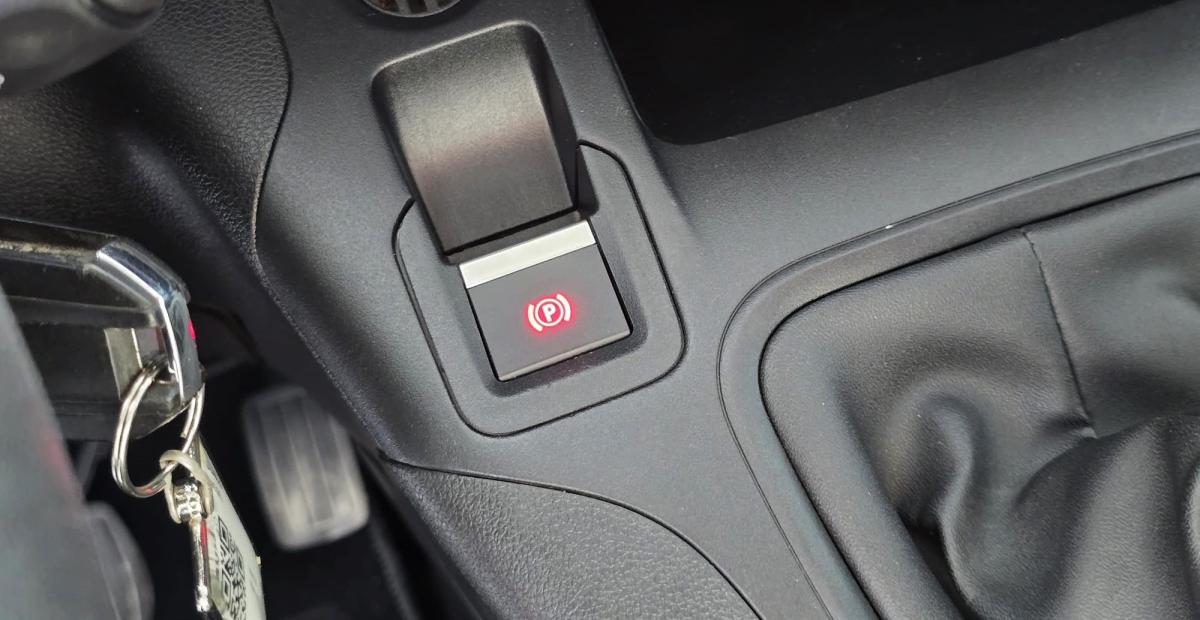 fiat-doblo-2023-diesel-1499cc