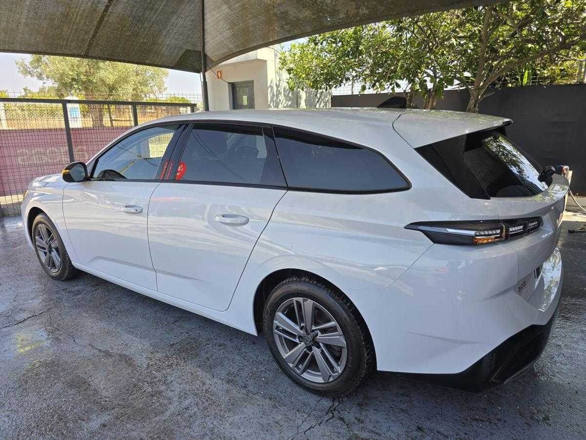 peugeot-308-sw-2024-gasolina-1199cc