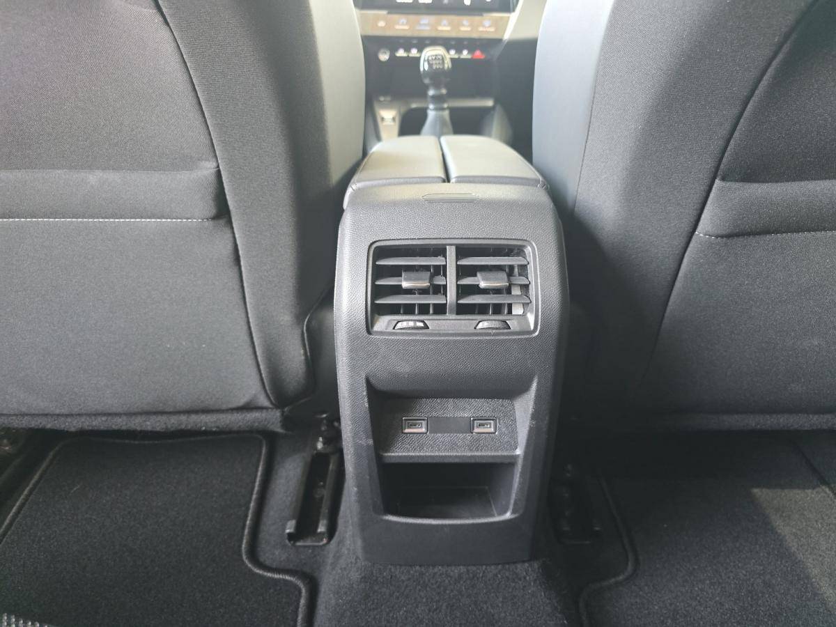 peugeot-308-sw-2024-gasolina-1199cc