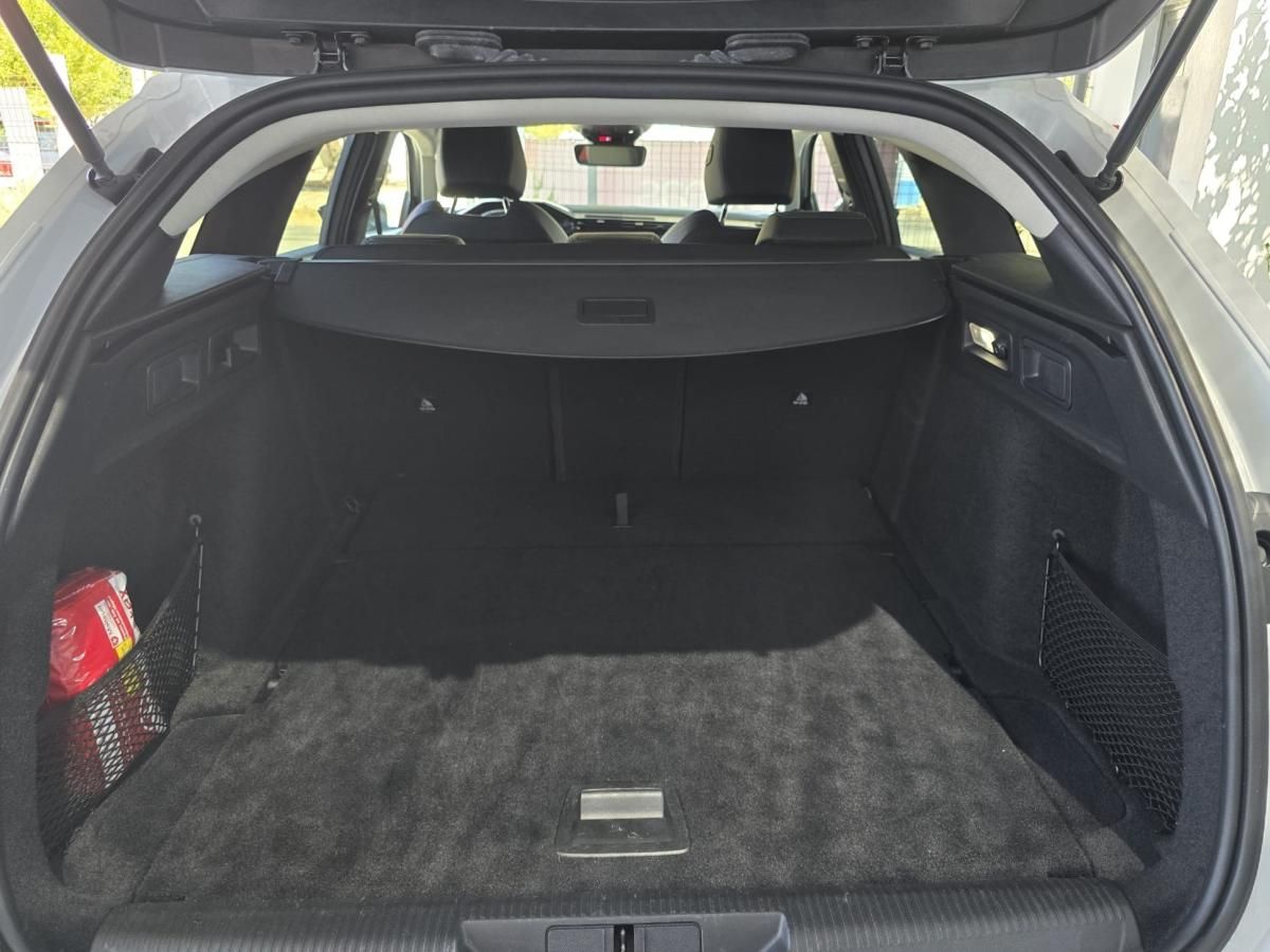 peugeot-308-sw-2024-gasolina-1199cc