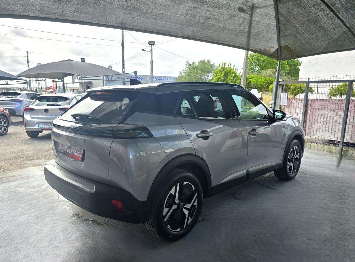 peugeot-2008-2025-eletrico-0cc