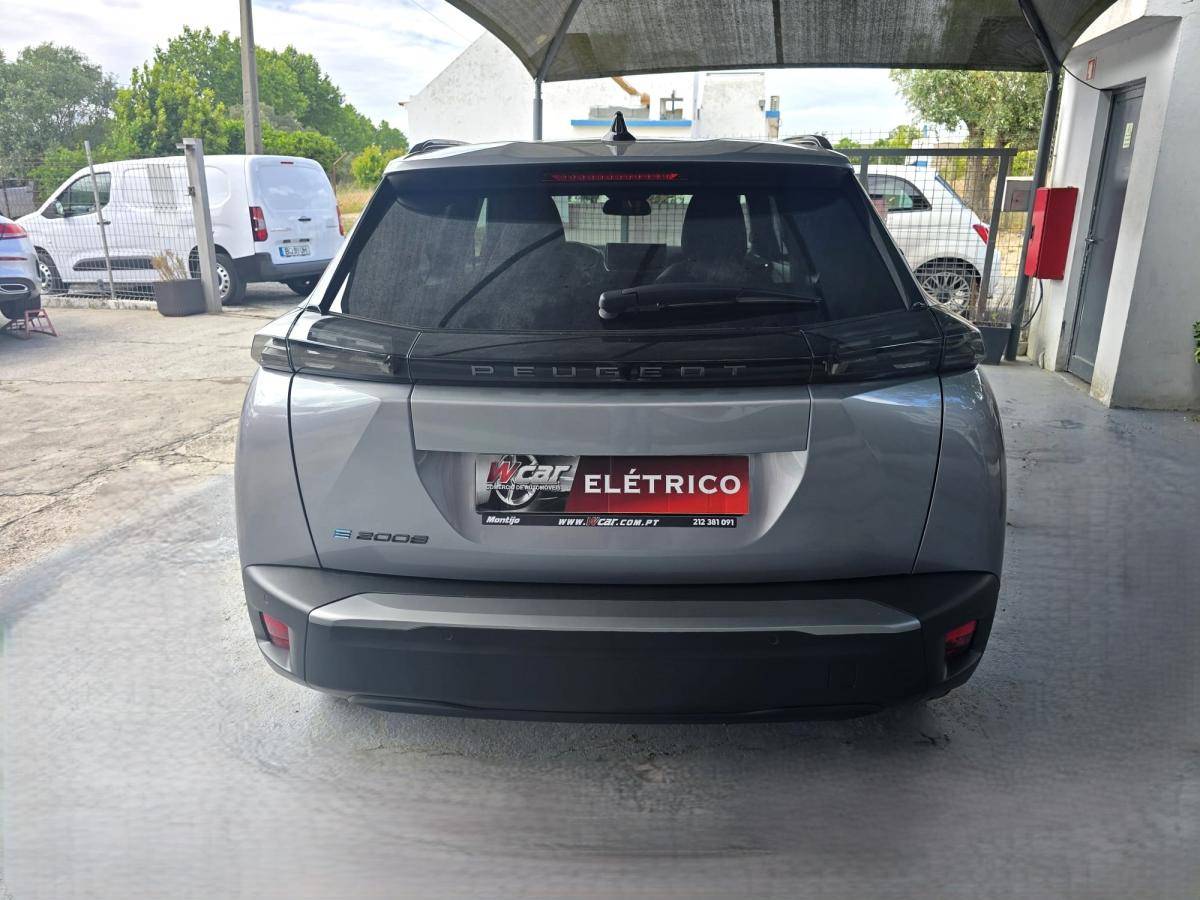 peugeot-2008-2025-eletrico-0cc