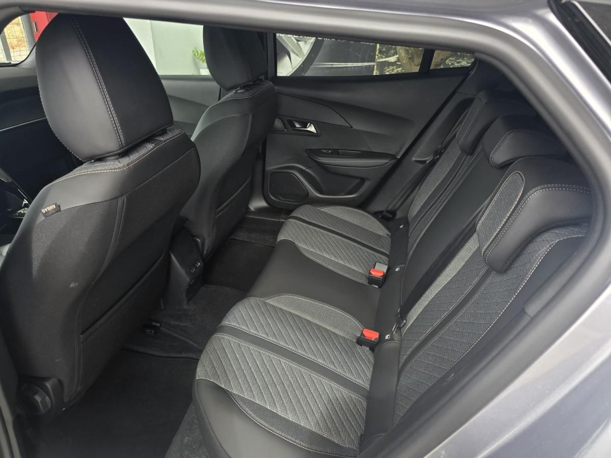 peugeot-2008-2025-eletrico-0cc