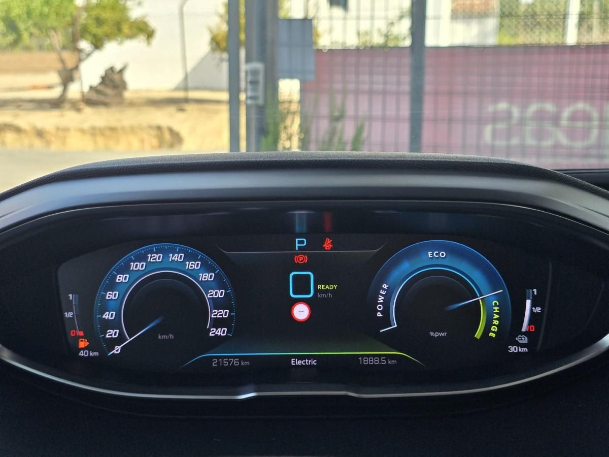 peugeot-3008-2024-hibrido-a-gasolina-1598cc