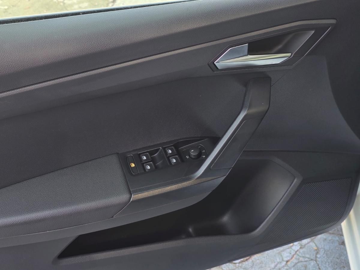 seat-ibiza-2024-gasolina-999cc