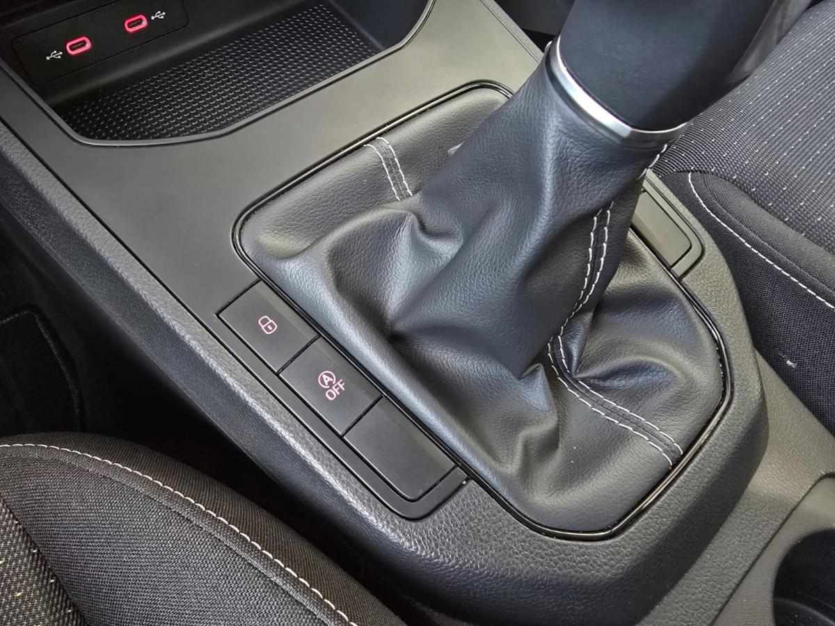 seat-ibiza-2024-gasolina-999cc