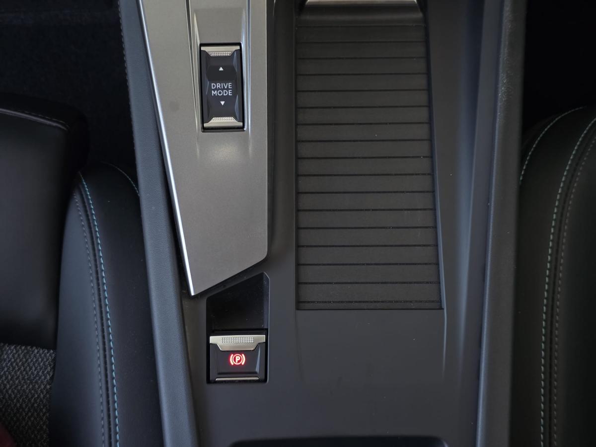peugeot-308-sw-2024-gasolina-1199cc