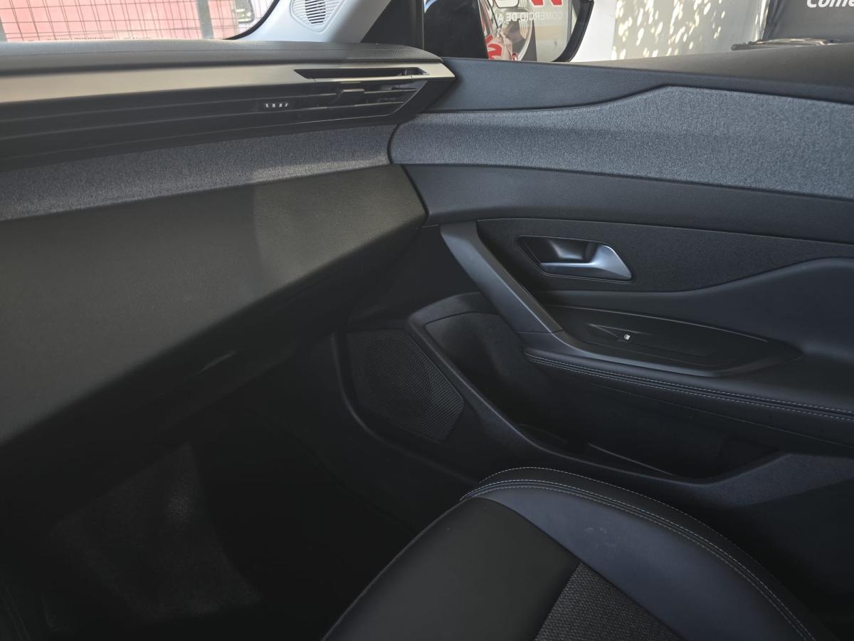 peugeot-308-sw-2024-gasolina-1199cc