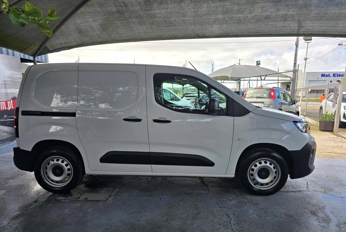peugeot-partner-2024-diesel-1499cc