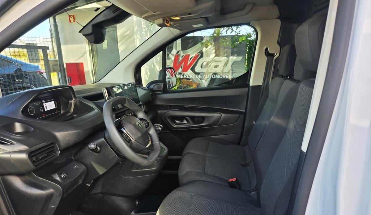 peugeot-partner-2024-diesel-1499cc