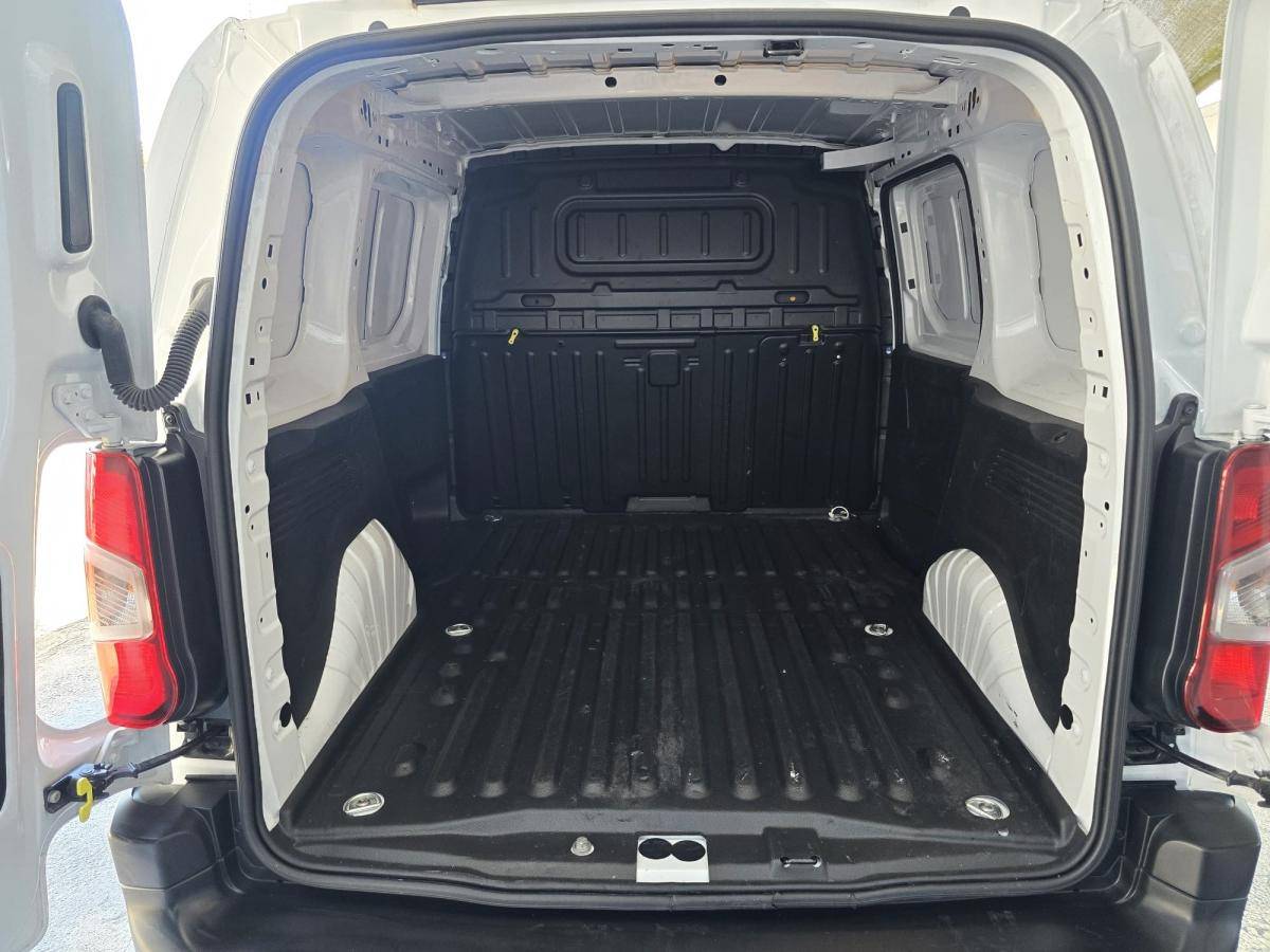 peugeot-partner-2024-diesel-1499cc