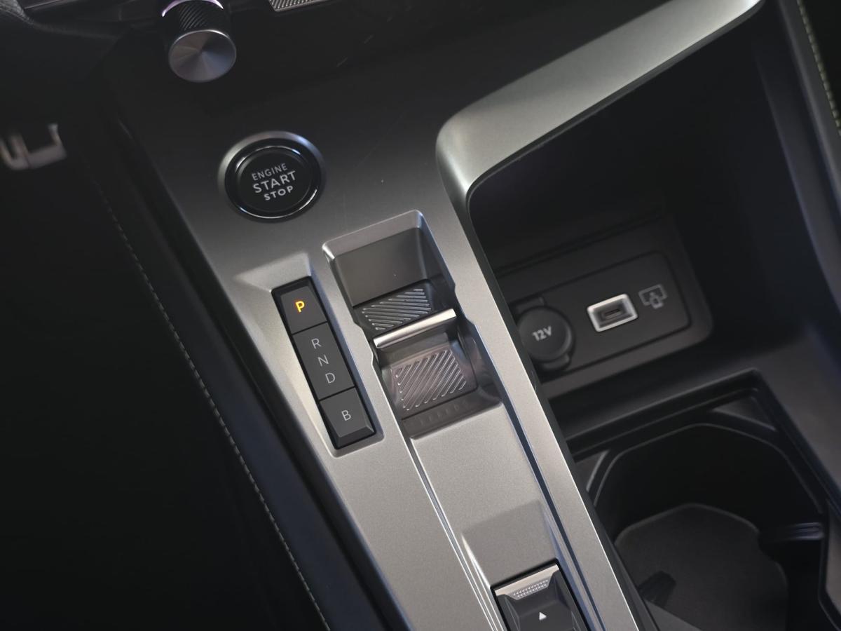 peugeot-408-2024-hibrido-a-gasolina-1598cc