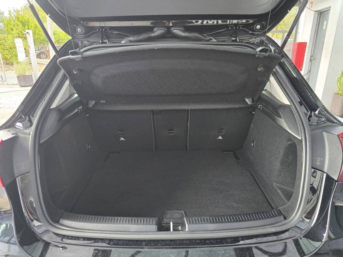mercedes-benz-classe-a-2025-gasolina-1332cc