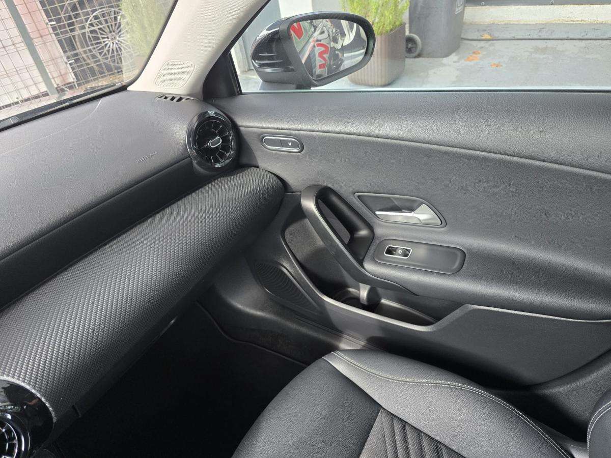 mercedes-benz-classe-a-2025-gasolina-1332cc