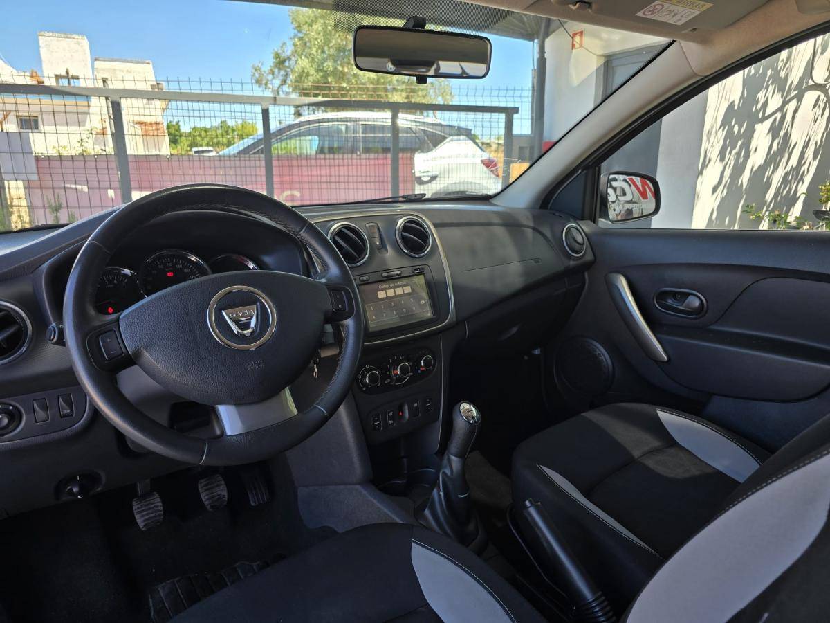 dacia-sandero-2016-gasolina-898cc