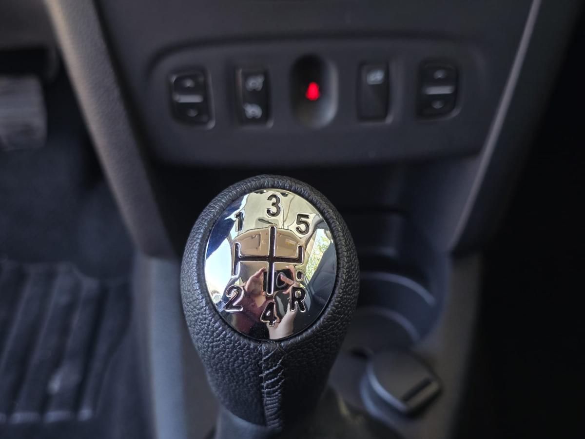 dacia-sandero-2016-gasolina-898cc