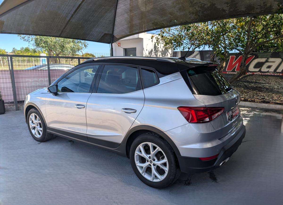 seat-arona-2023-gasolina-999cc
