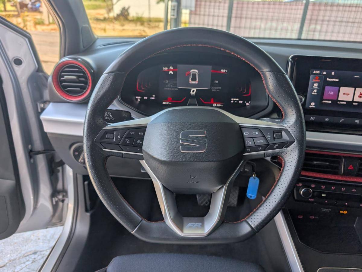 seat-arona-2023-gasolina-999cc