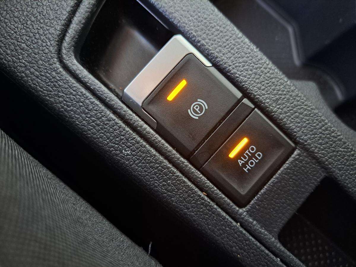 volkswagen-t-roc-2023-gasolina-999cc