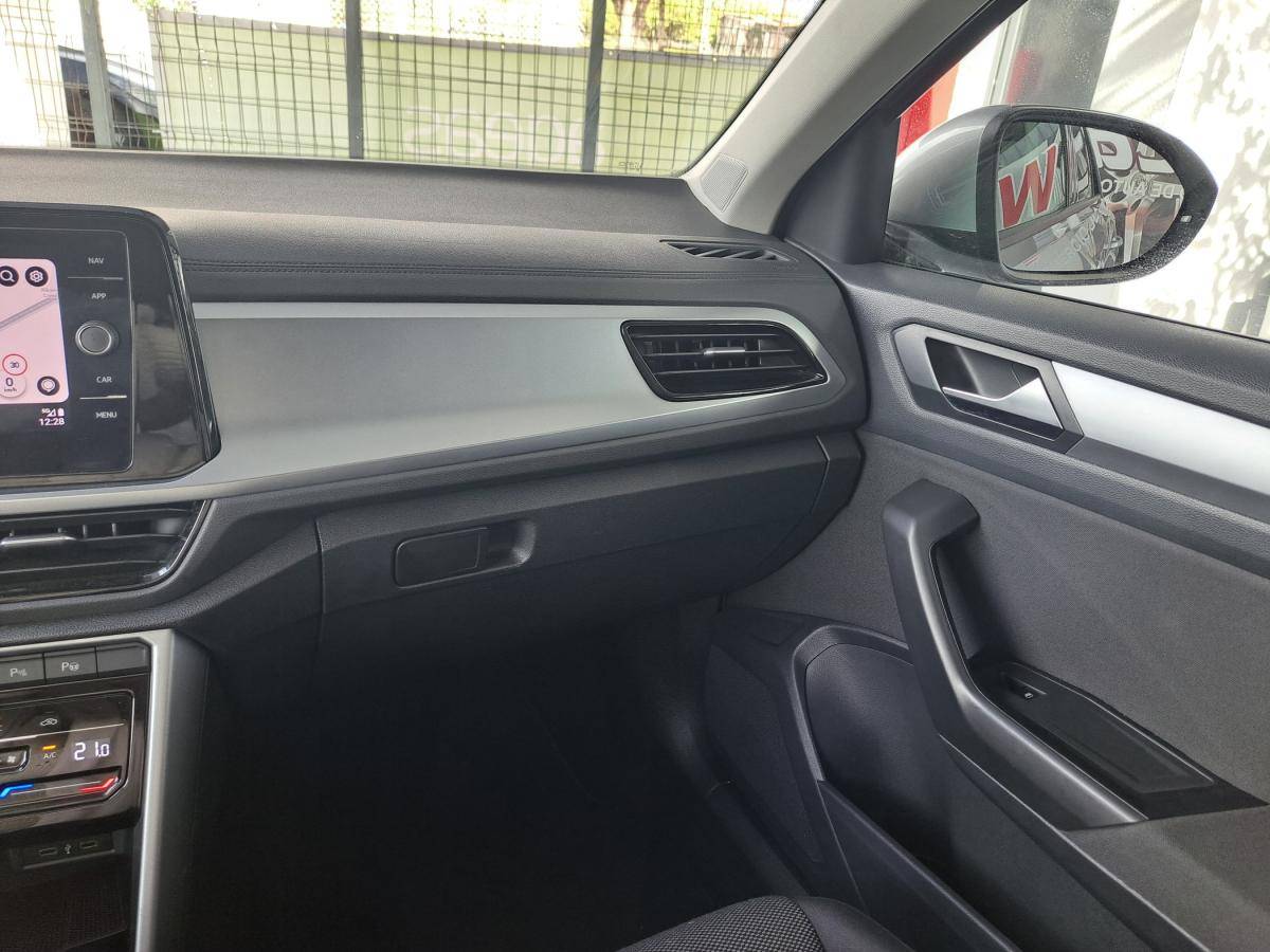 volkswagen-t-roc-2023-gasolina-999cc