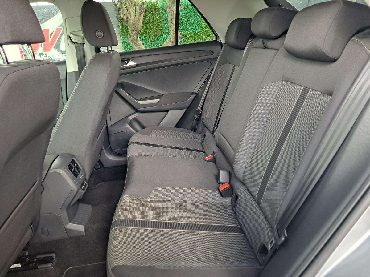 volkswagen-t-roc-2023-gasolina-999cc