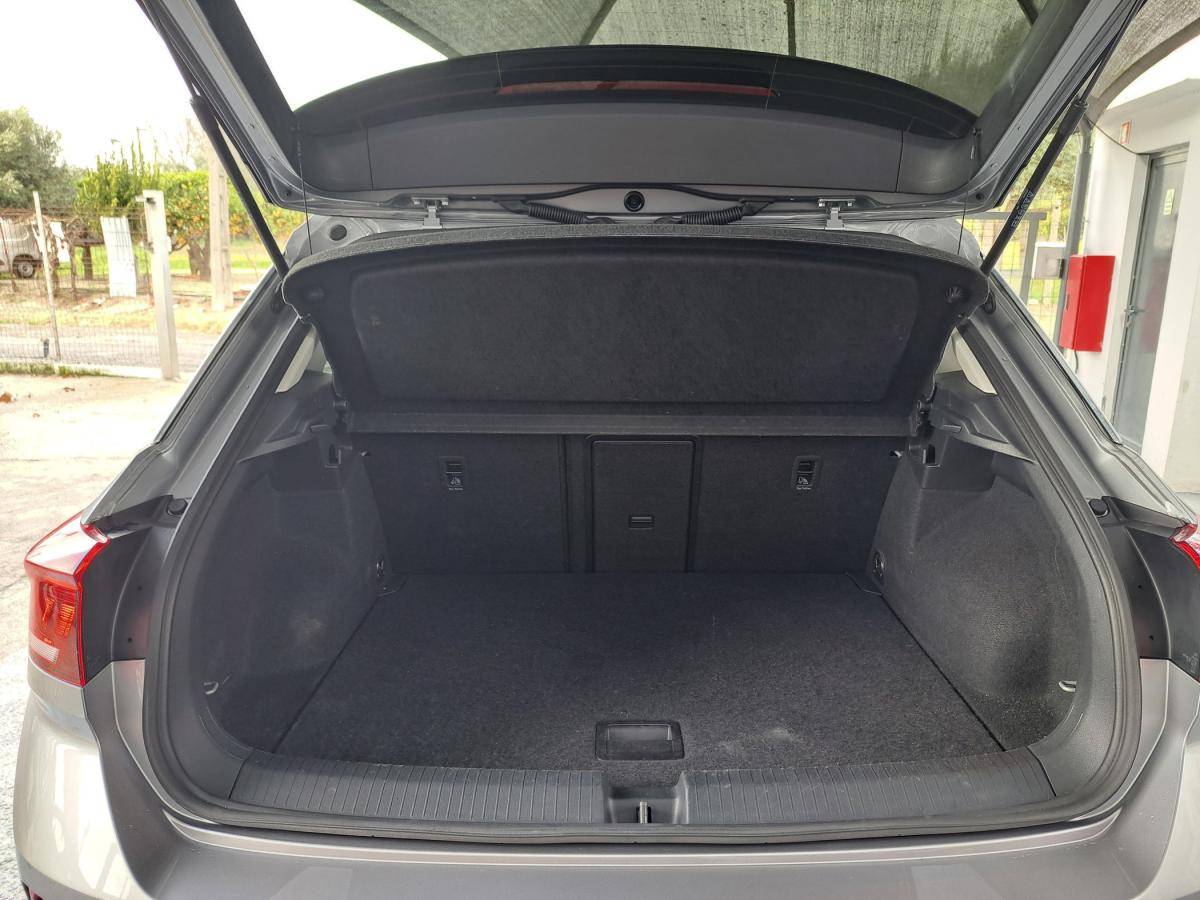 volkswagen-t-roc-2023-gasolina-999cc