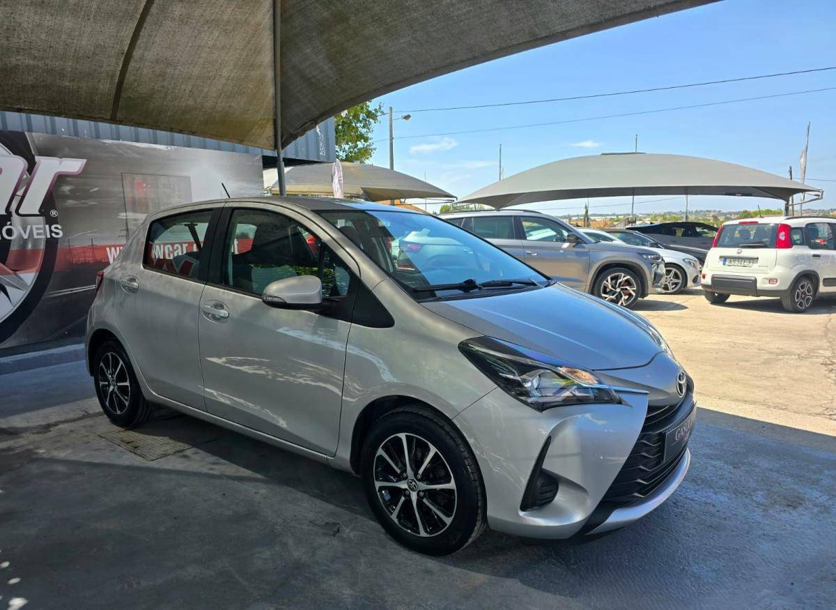 toyota-yaris-2020-gasolina-998cc