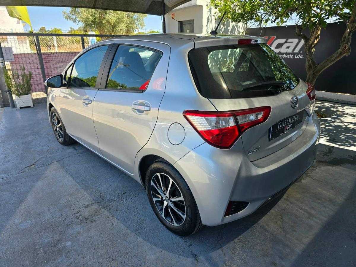 toyota-yaris-2020-gasolina-998cc