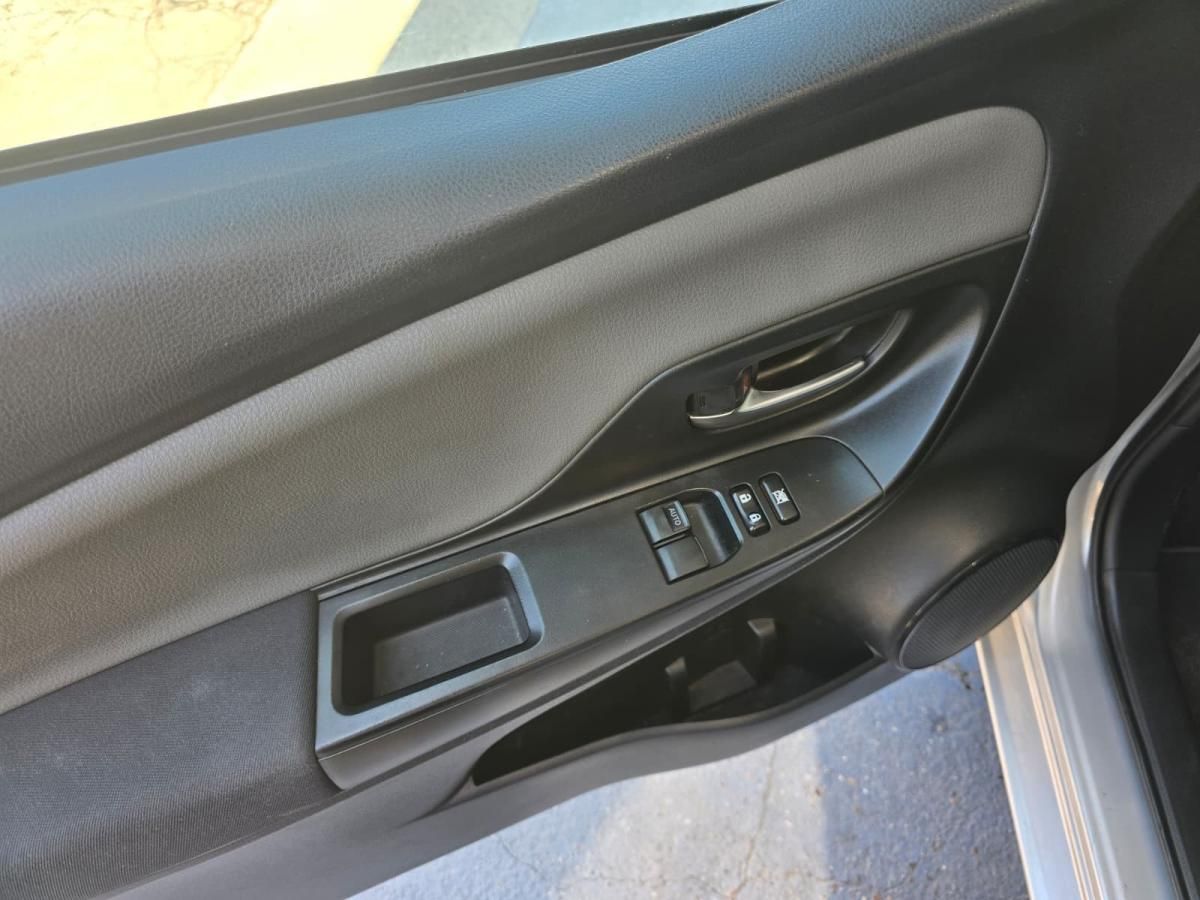 toyota-yaris-2020-gasolina-998cc