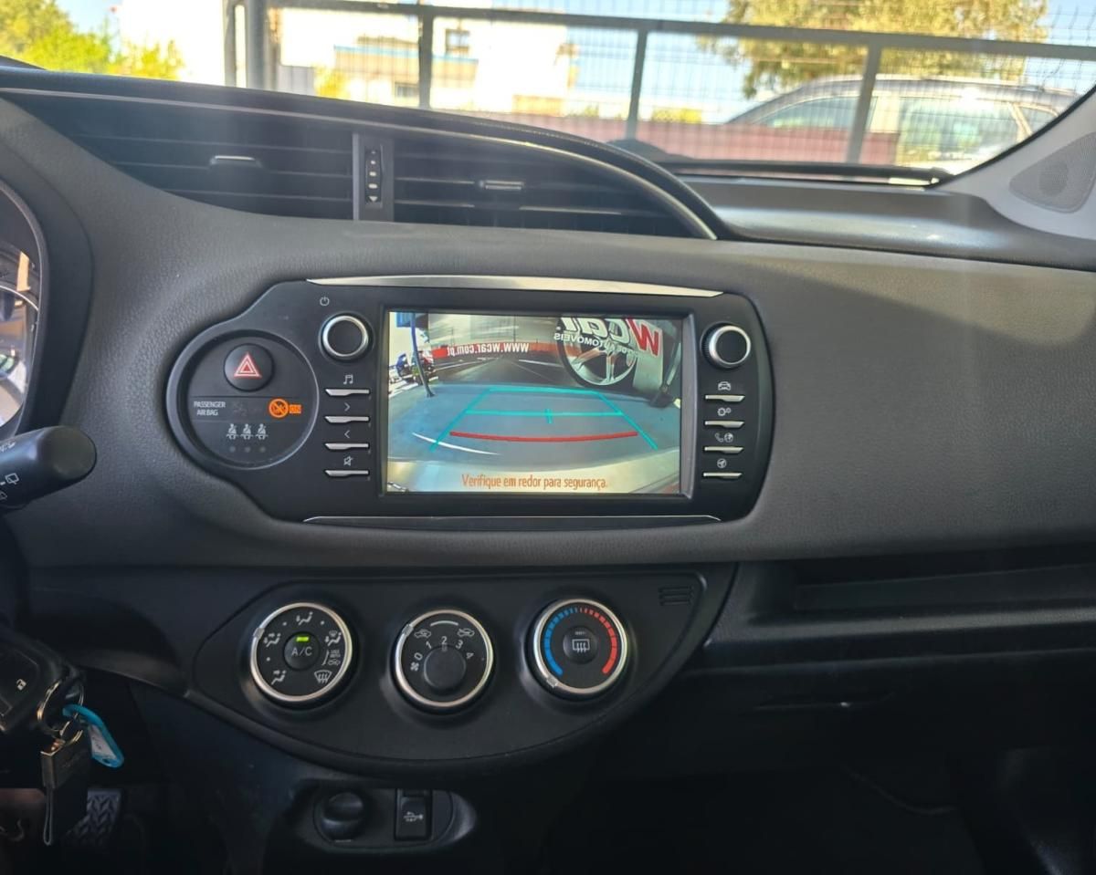 toyota-yaris-2020-gasolina-998cc