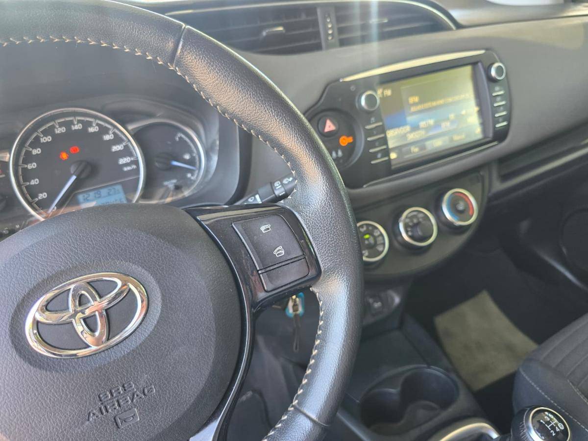 toyota-yaris-2020-gasolina-998cc