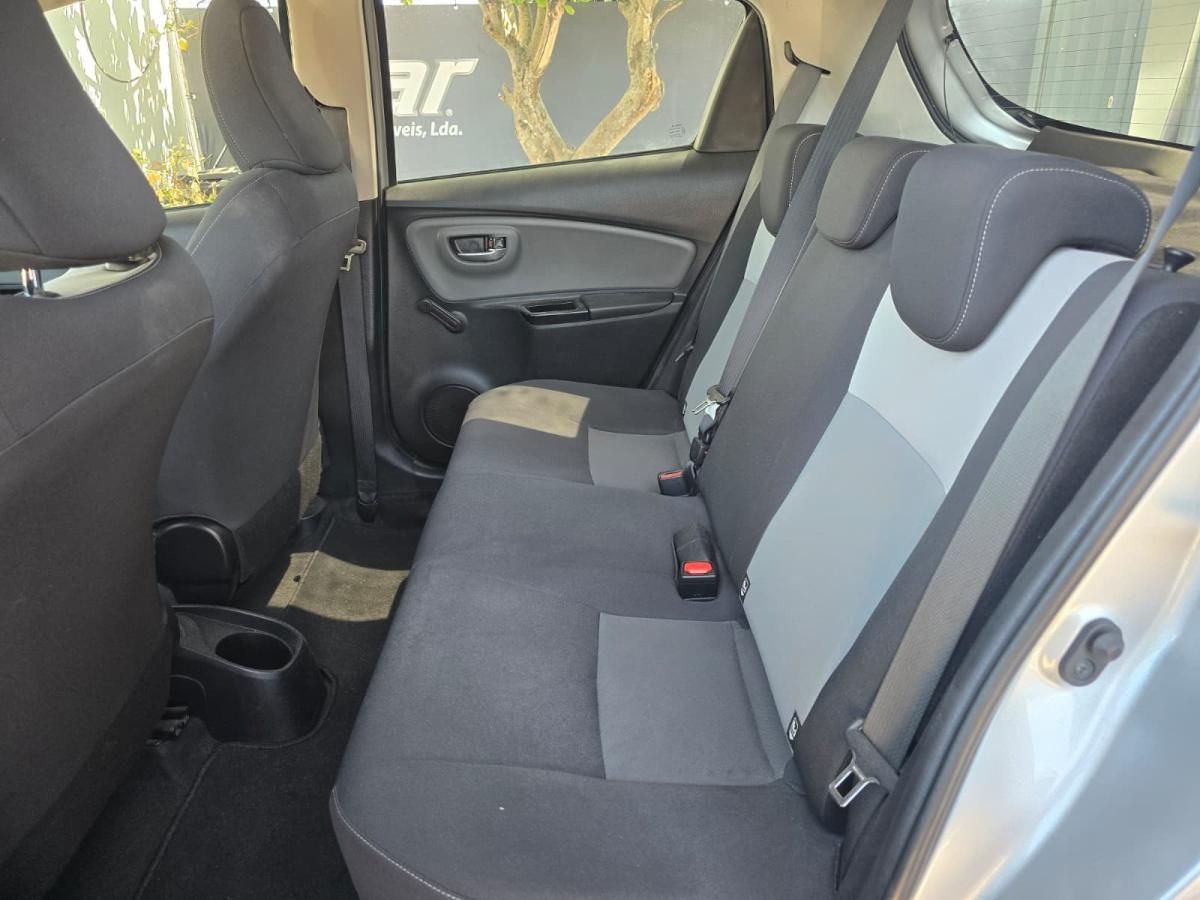 toyota-yaris-2020-gasolina-998cc